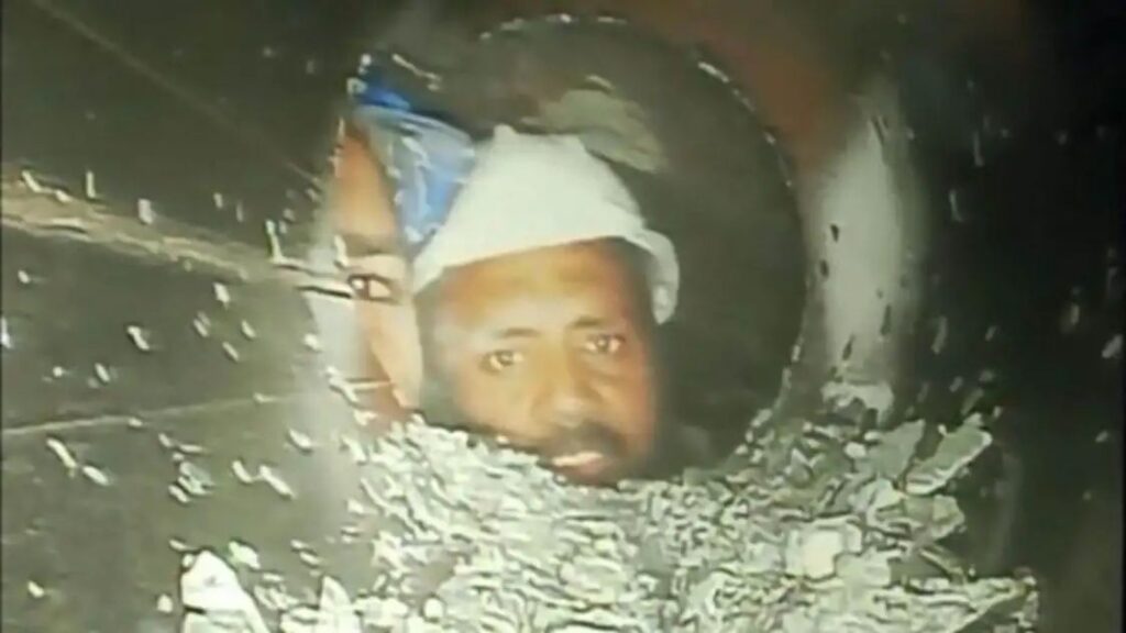 n5582956561700548348629a51ccc2b1a5842df2bc7663e0aef5f86439535e9ec46dd078c5d73b7eacf2603