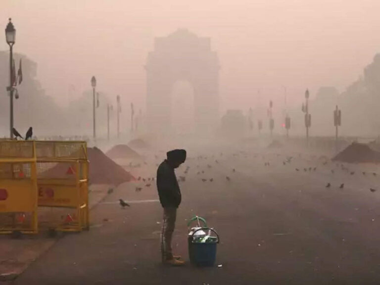 eateries-and-malls-too-finding-it-difficult-to-breathe-in-ncr