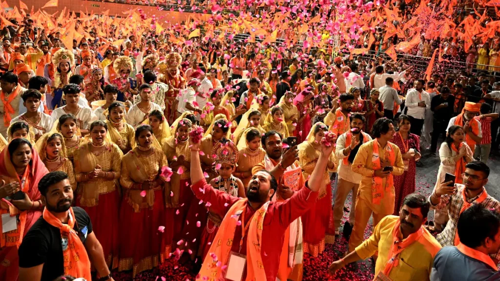 663c6982d4e44-in-1950-hindu-population-share-was-84-but-it-came-down-to-78-in-2015-091321517-16x9-1