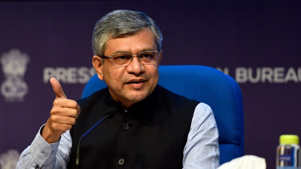 ashwini_vaishnaw_koo_pod_hotel_mumbai_central_1637229044895_1637229045100