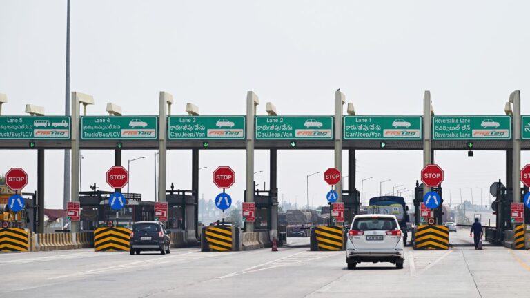 VSP17_TOLL_PLAZA 2