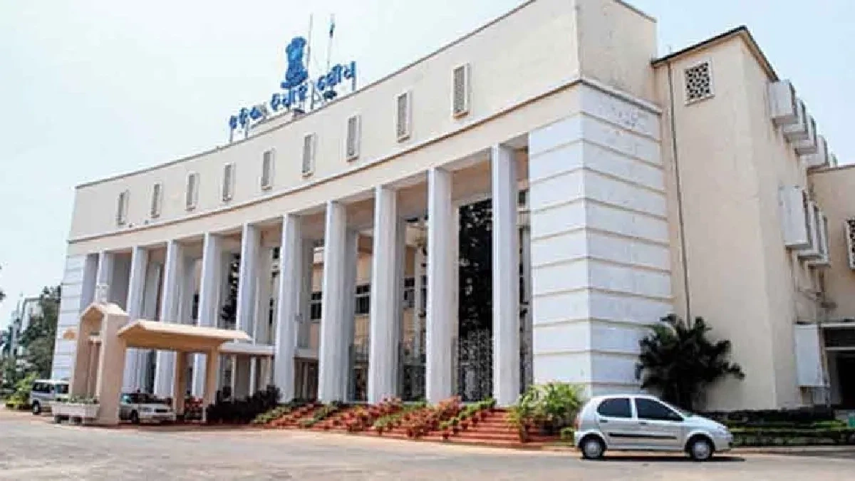 bd3fecab842e7574411a1a2063e3a98789cbdf78b5610a84e6196540eceb4769