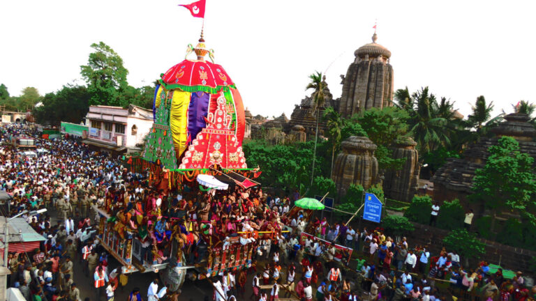 5c3f109f9d19e-Ashokastami Festival Places to See